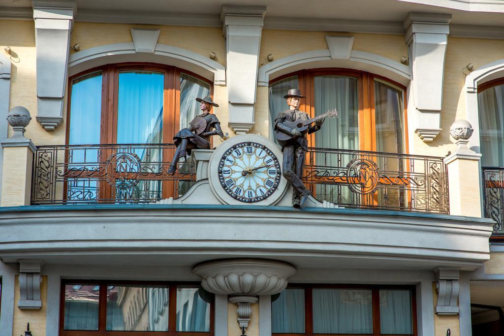 Nobilis Hotel Liov Exterior foto