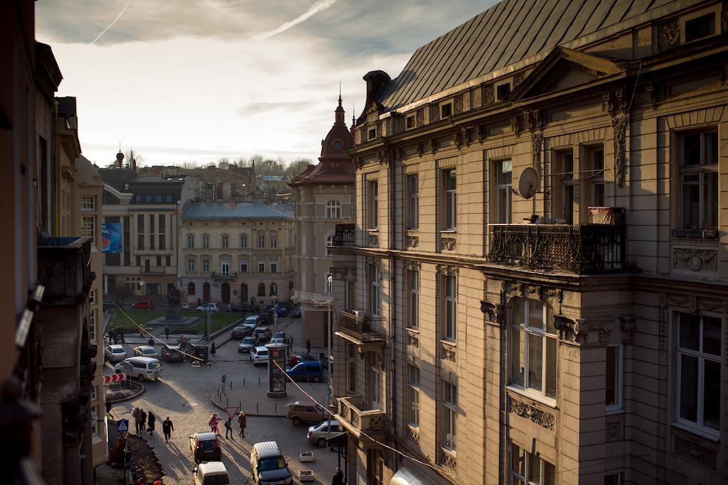 Nobilis Hotel Liov Exterior foto